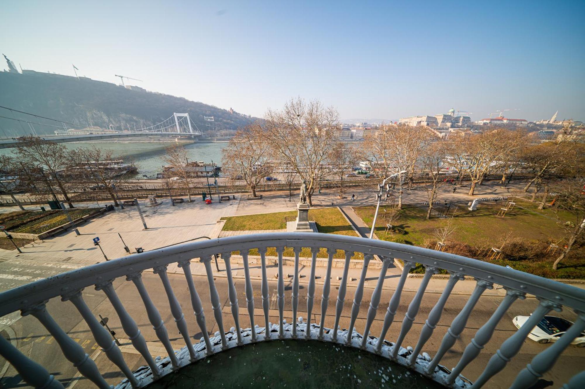 Grand Danube Budapesta